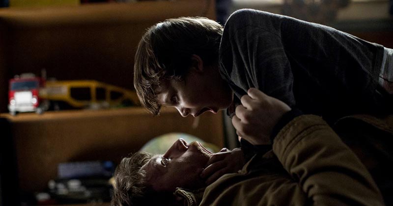 OUTCAST ST 1 Finale di stagione